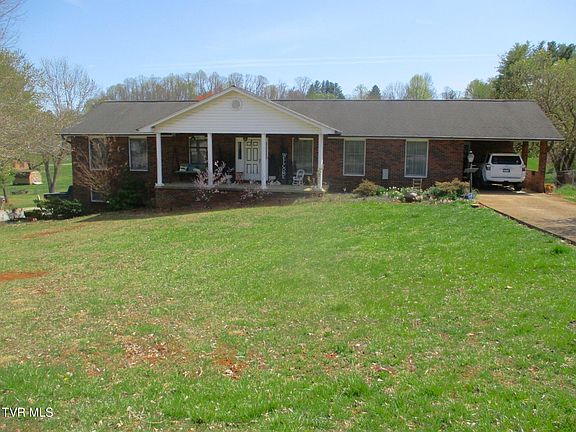 2nd image of 724 Redwood Dr