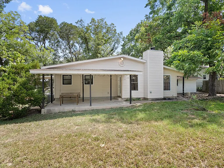 4402 Terrilance Dr — Photo 23