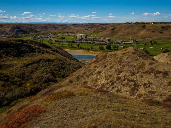 126 Sandstone Rd S, Lethbridge, AB T1K 7X8