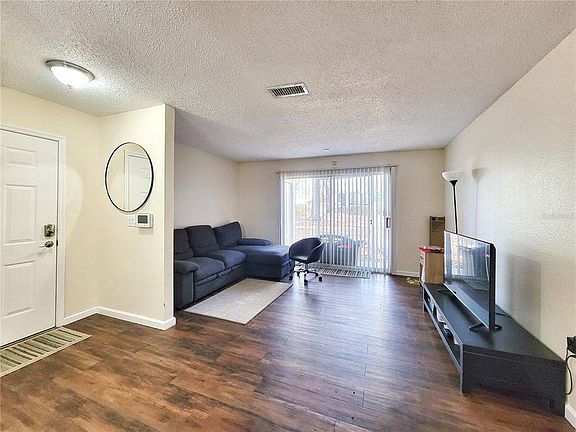 5th image of 3705 SW 27th St APT 1111