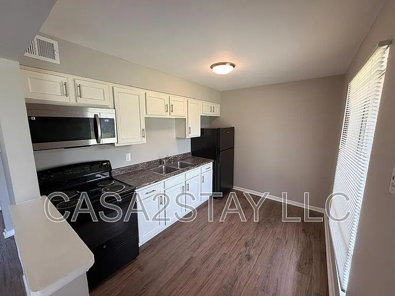 1730 Tempest Way #1 — Photo 2