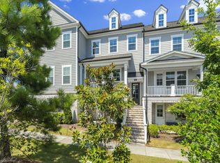 304 Clementine Dr, Cary, NC 27519