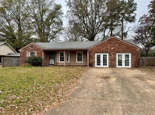 8509 Farmington Cv, Southaven, MS 38671