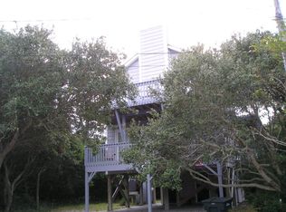 1111 Canady Ave, Topsail Beach, NC 28445