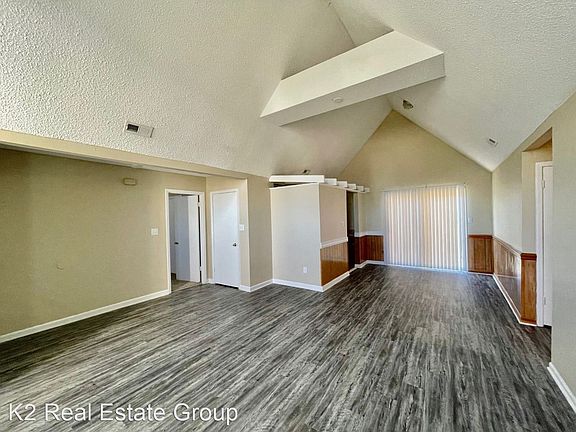 5th image of 2617 Dion Ave