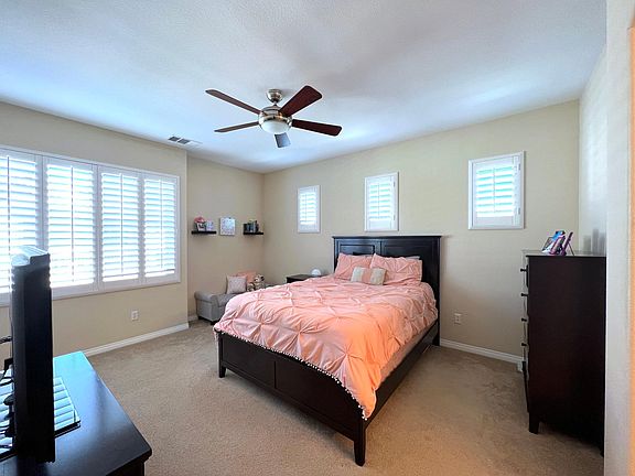 5th image of 23821 Toscana Dr