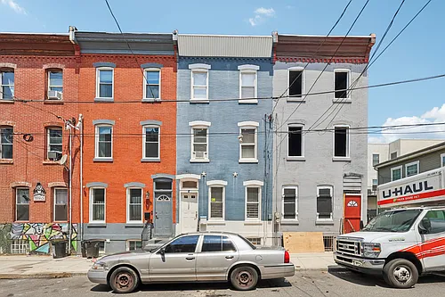 1713 Monument St Photo 1