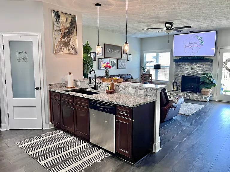9660 Hollow Pine Dr — Photo 18