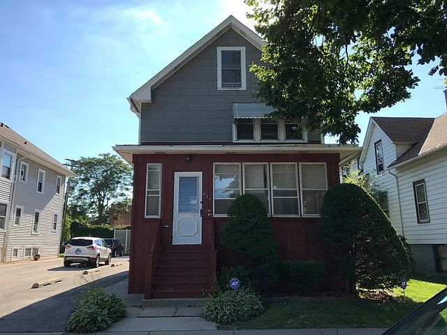 1st image of 326 Lathrop Ave APT 1
