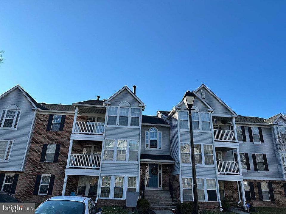 1st image of 900 Cedar Crest Ct APT B