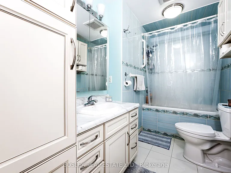 115 Roncesvalles Ave #3 — Photo 26
