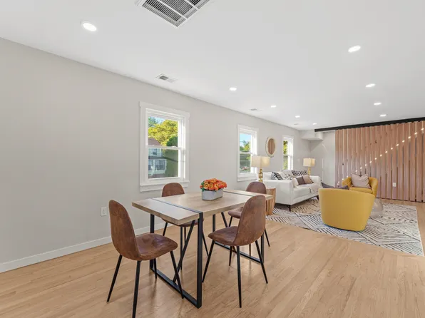 312 Garfield Avenue image 4 of 24