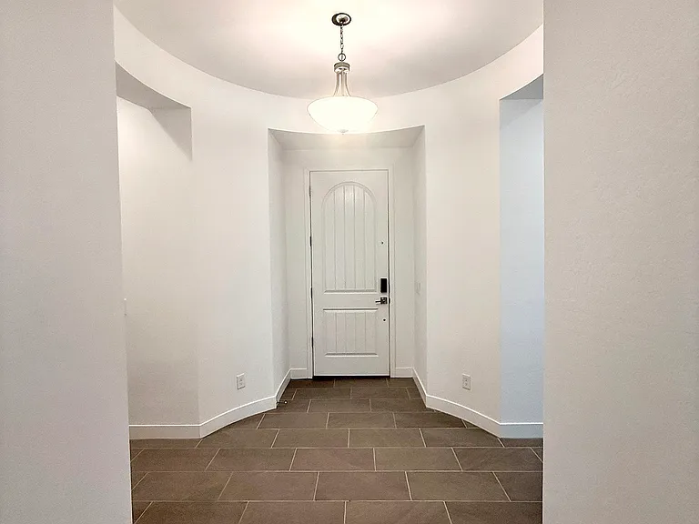 3824 E Fiesta Flower Ln — Photo 5