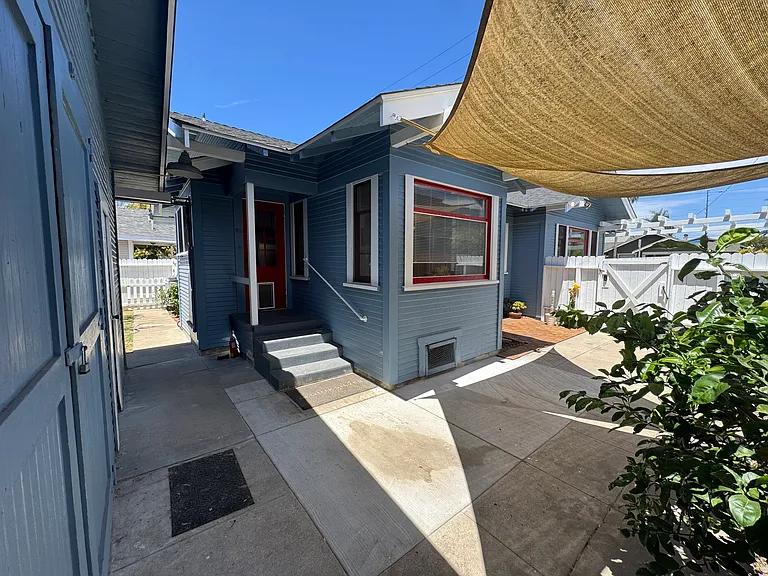 315 Newport Ave — Photo 22