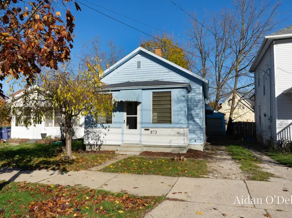 873 4th St NW, Grand Rapids, MI 49504