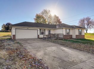 738 S Miller Rd, Willard, MO 65781