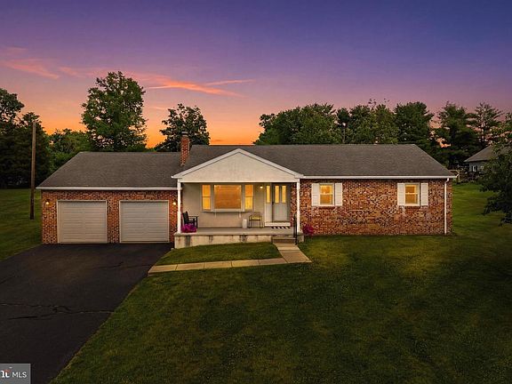 2nd image of 2029 Hoffmansville Rd