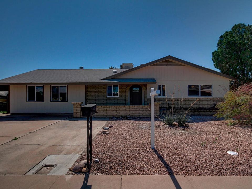 1st image of 2227 W Windrose Dr
