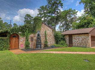 28927 Pinehill Dr, Spring, TX 77381