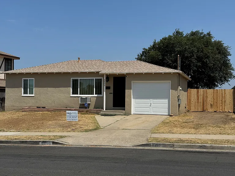 6808 Missy Ct — Photo 2
