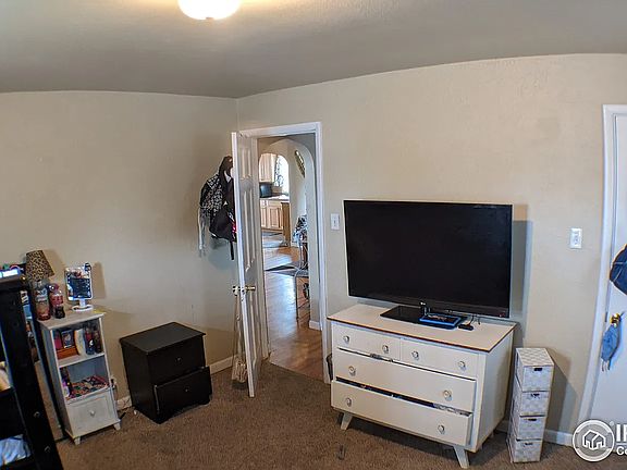 5th image of 427 14th Ave
