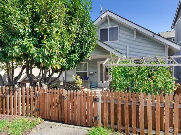 4305 S Warner Street, Tacoma, WA 98409