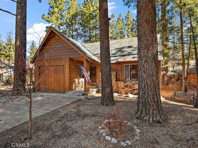 936 Tinkerbell Ave, Big Bear City, CA, 92314