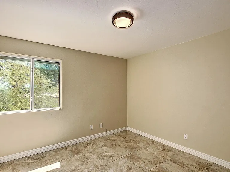 838 S Langley Ave #203 — Photo 11