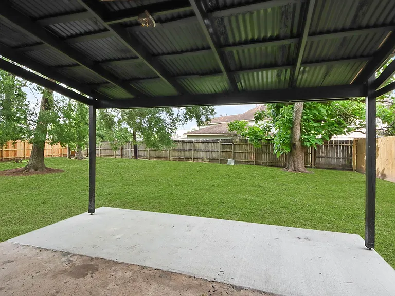 19511 Pine Echo Dr — Photo 25