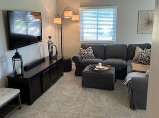 22 Keran Manor Ct APT C, Greenwood, IN 46142