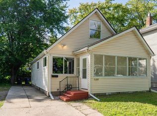 1183 Edgerton St, Saint Paul, MN 55130