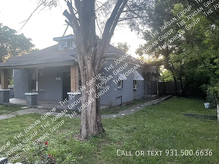 1826 Scovel St — Photo 2