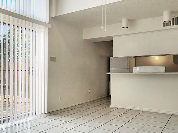 3rd image of 541 Ortiz Dr SE APT A