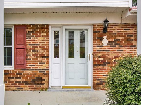 4th image of 3618 Lakeshore Dr