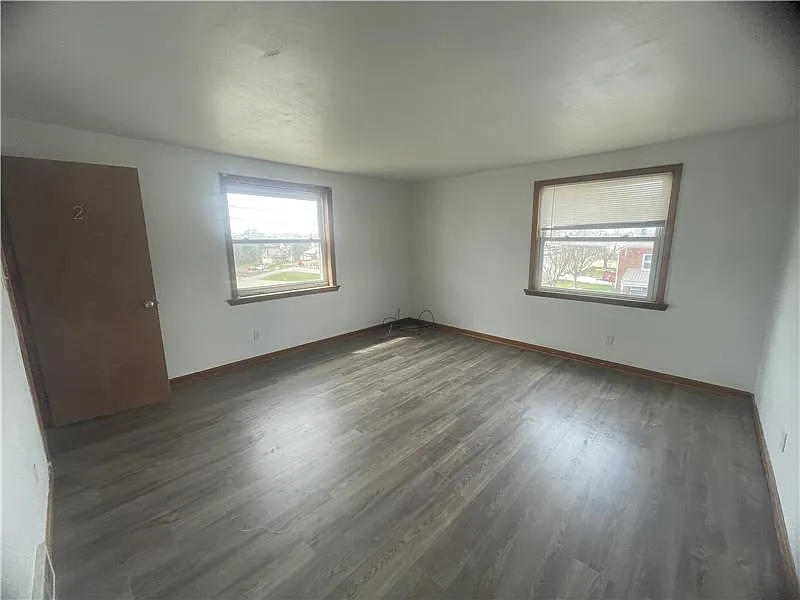 Building Photo - 160 Fernwood Rd #2