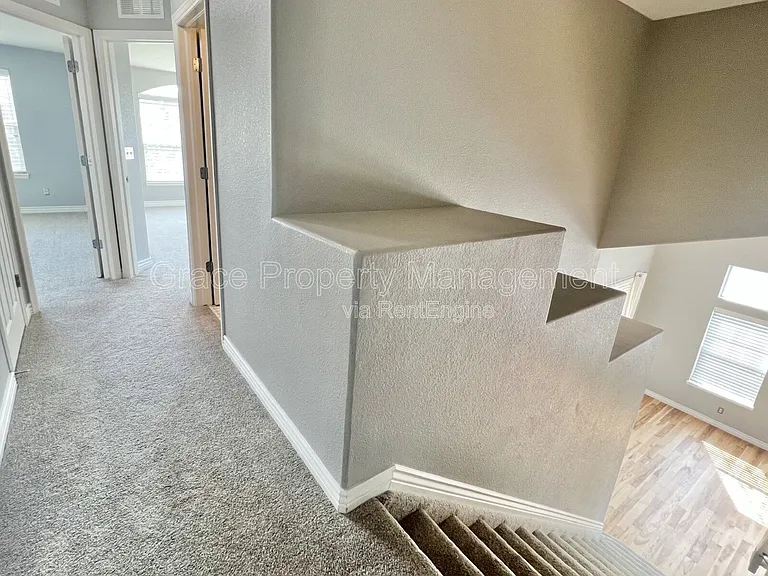 5574 S Buchanan St — Photo 17