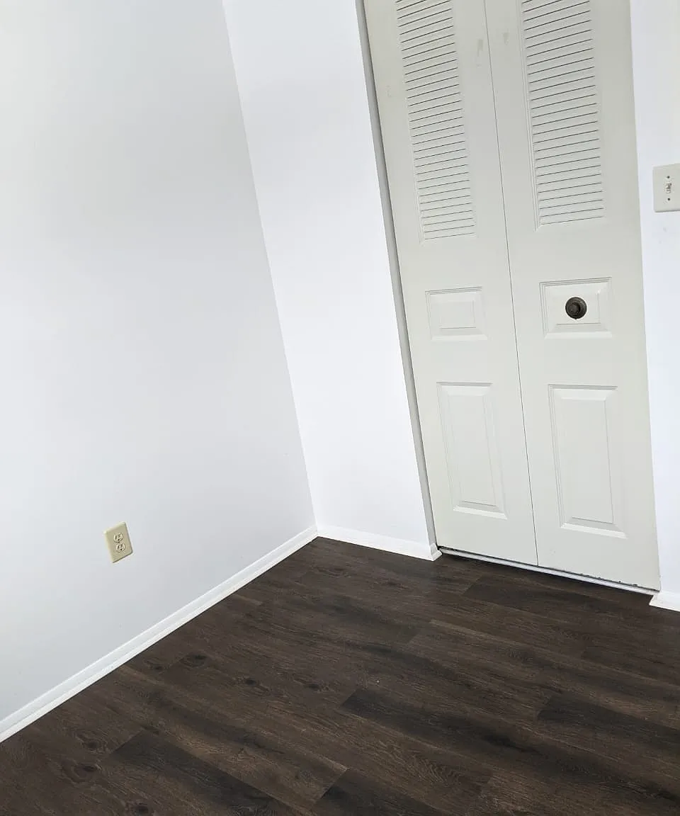 6401 Brambleton Rd — Photo 2