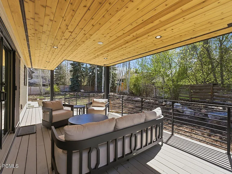 1503 Willow Loop — Photo 46
