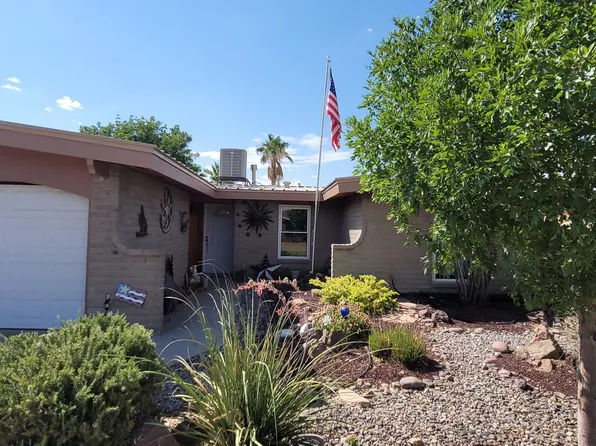 709 Carabinas Way, El Paso, TX 79922