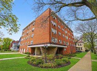 500 Lake St APT 304, Evanston, IL