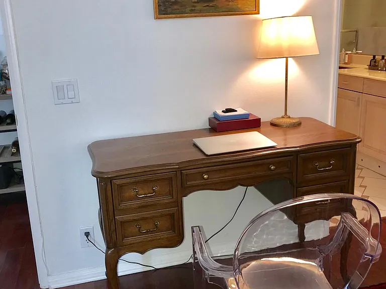 8349 Blackburn Ave #302 — Photo 86