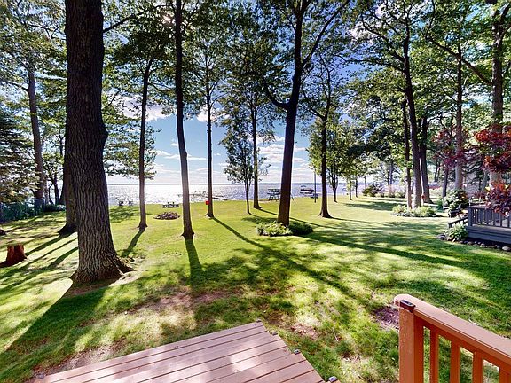 4th image of 167 Alpena Trl