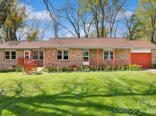 17 Resada Dr, Brevard, NC 28712