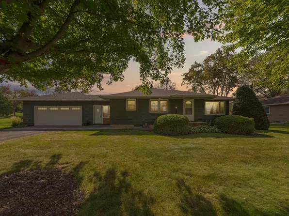 2335 4th St NW, Faribault, MN 55021