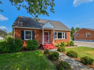 2027 Laura Rd NW, Roanoke, VA 24017