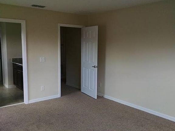5th image of 9546 Lynwood St