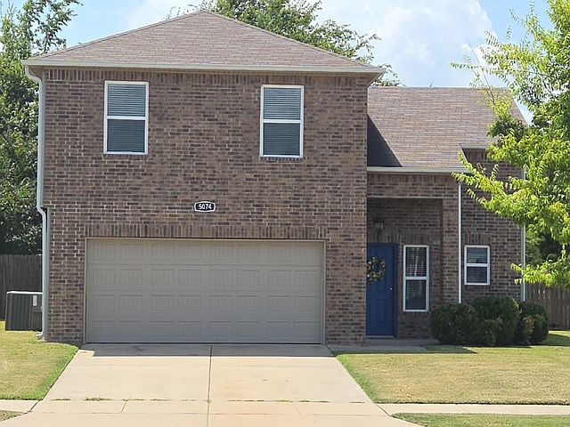 Ready for you! You'll love this unique home with 3 bedrooms, 2 1/2 baths home with wood-look LVP!