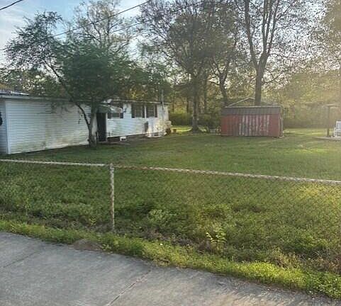 2nd image of 2800 Waldman Dr
