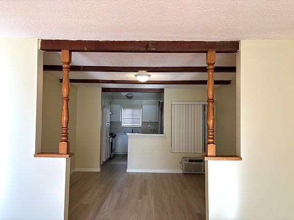 4th image of 809 W Glentana St APT 3