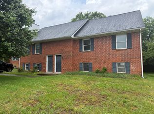 449-451 Woodview Dr, Lexington, KY 40515